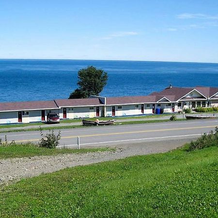 Motel du Cap St-Yvon Cloridorme Extérieur photo